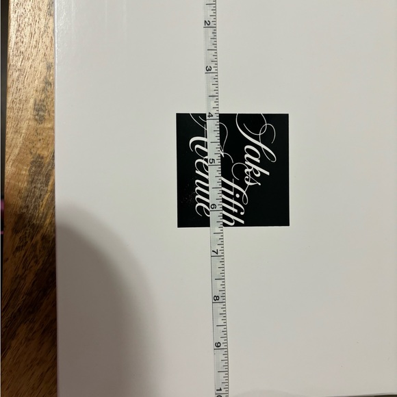 Authentic Saks Fifth Avenue Empty Gift Box - Picture 5 of 7
